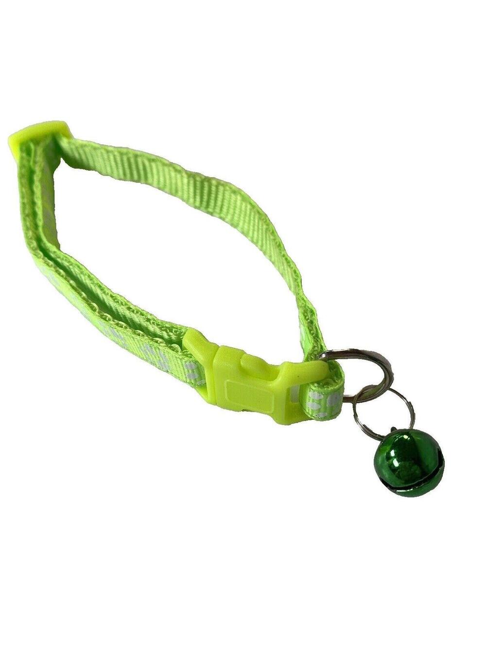 Green Pet Collar for Cats and Small Dogs Adjustable Pet New with Jingle Bell!